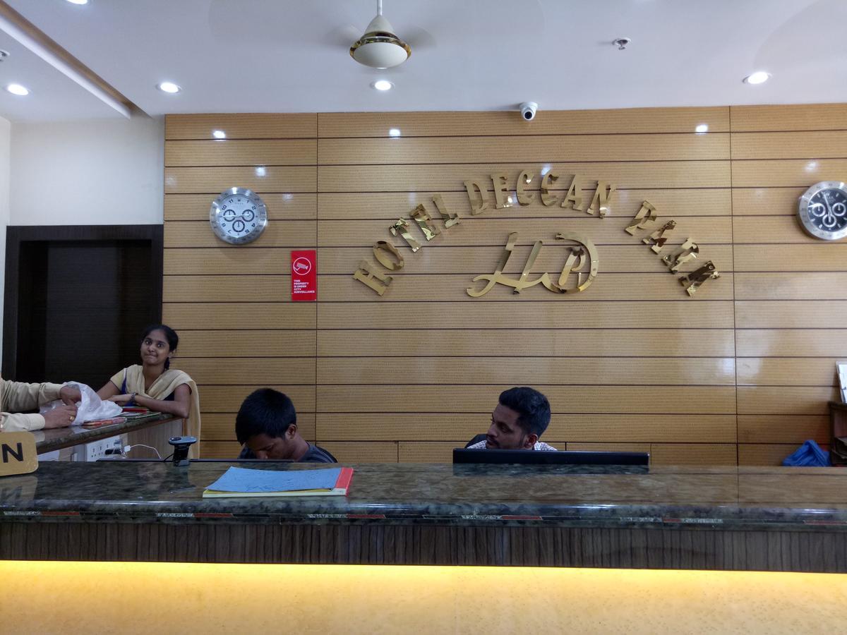 Hotel Deccan Park ไฮเดอราบัด ภายนอก รูปภาพ